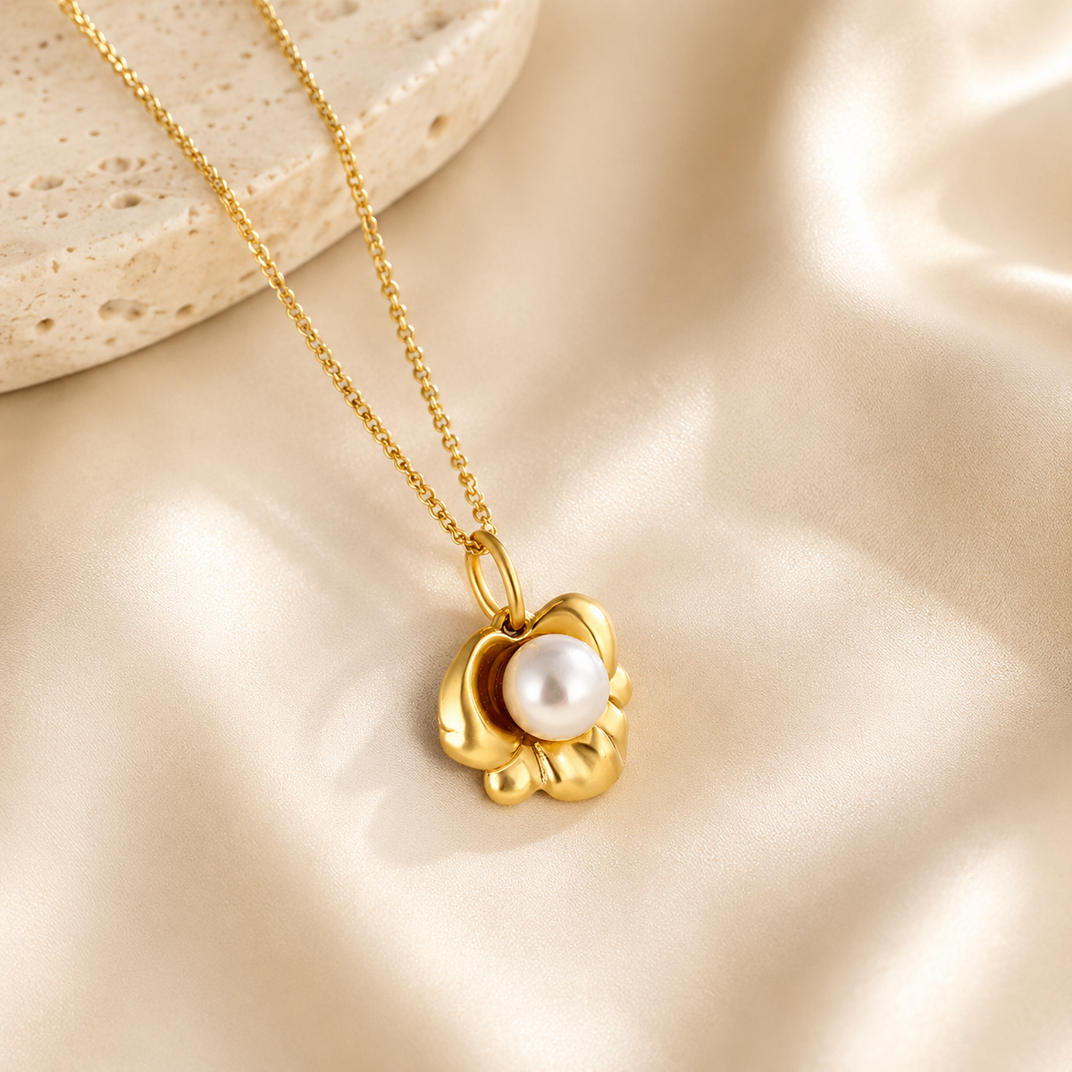 Pearl Bloom Necklace